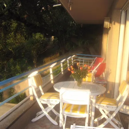 Two Bedrooms Florida Apartment *